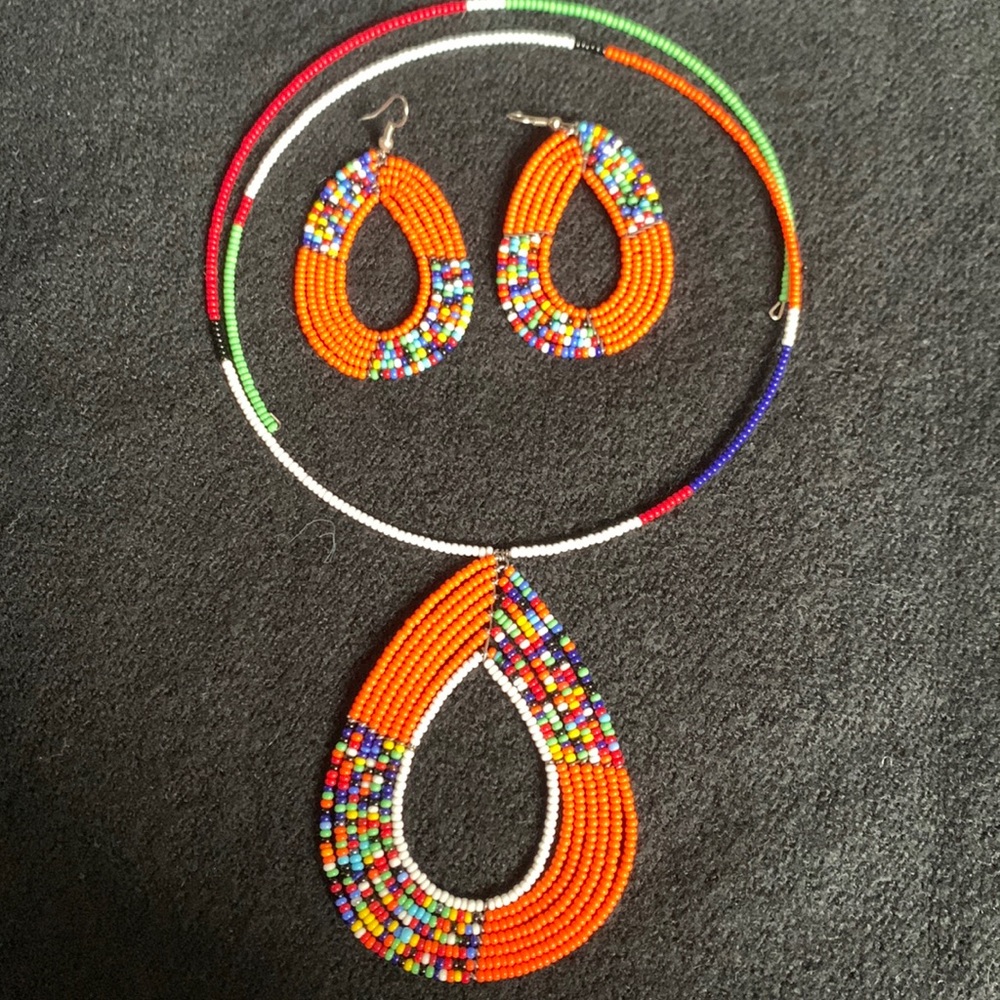 Masai beads handmade necklace and earrings in bright colors
